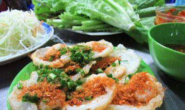 Bánh khọt Gốc Vú Sữa